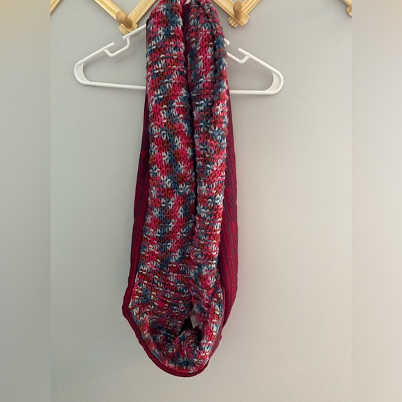 BCBGeneration Infinity Scarf - Picture 4 of 8